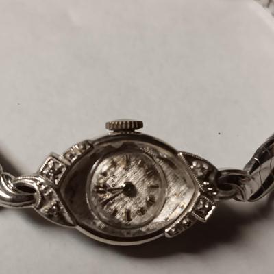 LADIES BULOVA AND ELGIN WATCHES (NOT WORKING)