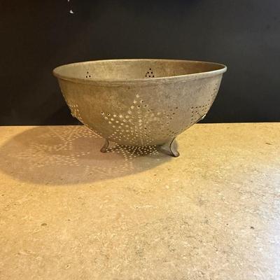 Miscellaneous kitchen items