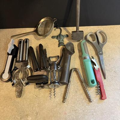 Miscellaneous kitchen Items