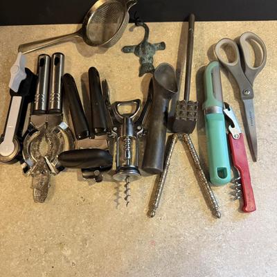 Miscellaneous kitchen Items