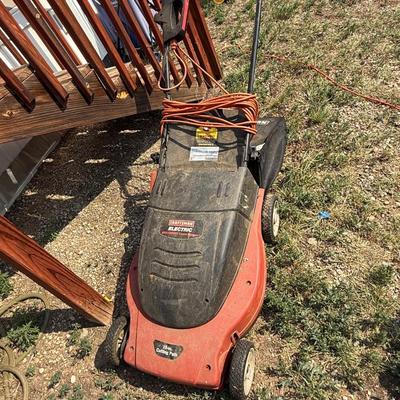 Electric lawnmower, working conditions