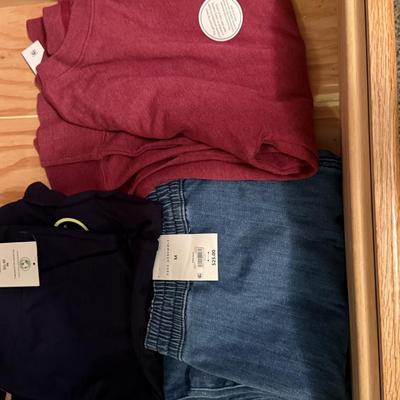 New miscellaneous clothes, medium