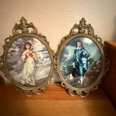 Old style wall, art, and miscellaneous sewing items