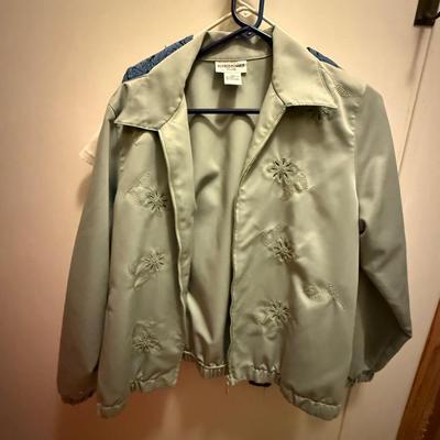 Clothing size medium P