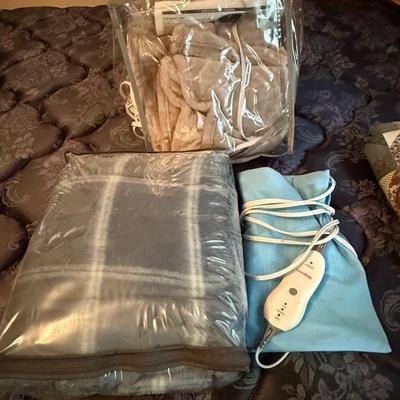 Blankets and heating pad