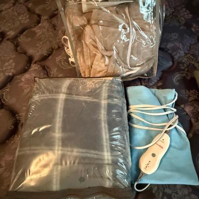 Blankets and heating pad