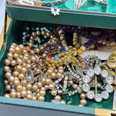 LOT 11K: Craft Jewelry Lot in Vintage Green Jewelry Box