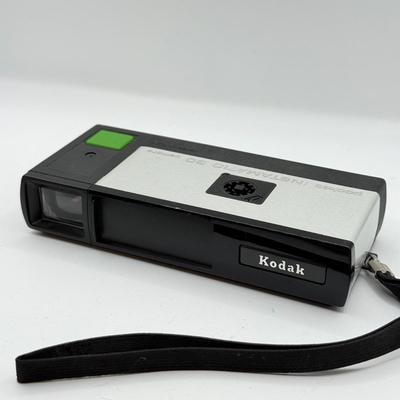LOT 15K; Honeywell Tilt-a-Mite & Kodak Cameras: Instamatic 304 & Pocket Instamatic 30