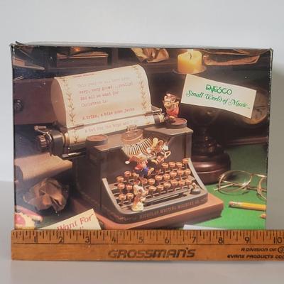 Sale Photo Thumbnail #307