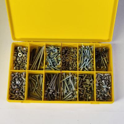 Sale Photo Thumbnail #692