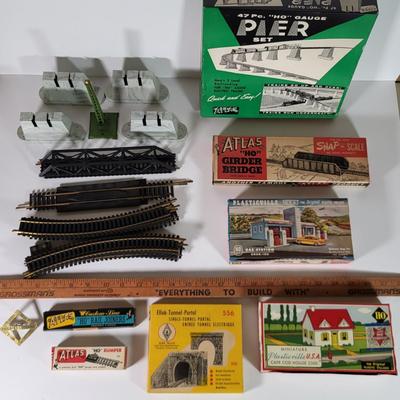 Sale Photo Thumbnail #819