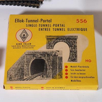 Sale Photo Thumbnail #813