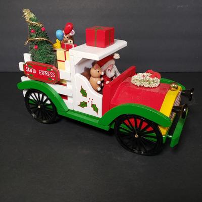 LOT 95P: Vintage Musical Wooden Christmas Trains with Mini Nutcrackers