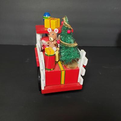 LOT 95P: Vintage Musical Wooden Christmas Trains with Mini Nutcrackers