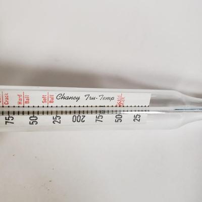 LOT 100L: Vintage Art Beck Baster, Deep Fry/Candy Thermometer, Presto Timer