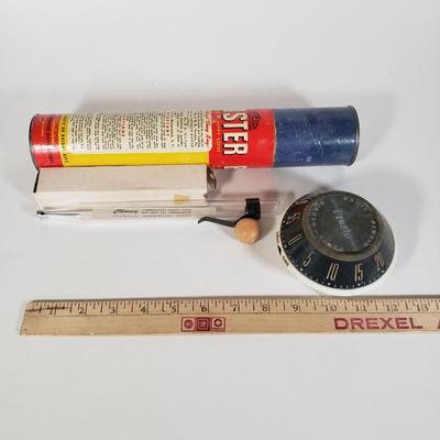 LOT 100L: Vintage Art Beck Baster, Deep Fry/Candy Thermometer, Presto Timer