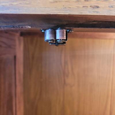 Solid Wood Pie Safe (K-EL)