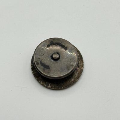 LOT 101J: Vintage Pins: Sterling Silver New Jersey F&AM 25 Years (3.62g) & 14k Gold Dreka & GHS 1913 (3.21gtw)