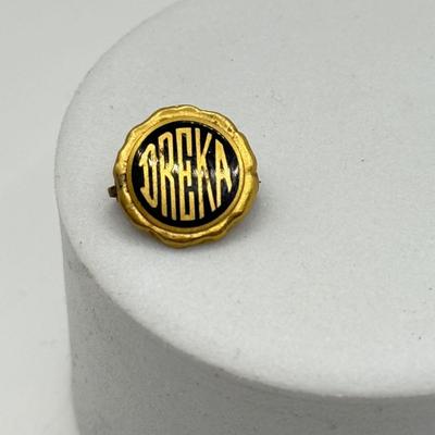 LOT 101J: Vintage Pins: Sterling Silver New Jersey F&AM 25 Years (3.62g) & 14k Gold Dreka & GHS 1913 (3.21gtw)