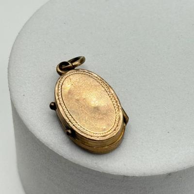 LOT 102J: Vintage Locket Pin, Coro Bow Pin & Goldtone Locket