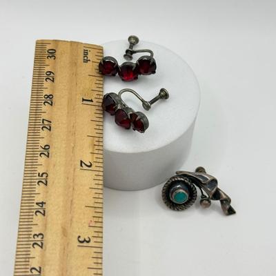 LOT 104J: Vintage Sterling Silver Screwback Earrings (14.76gtw)