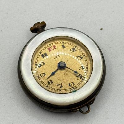 LOT 108J: Vintage Watches for Craft or Repair