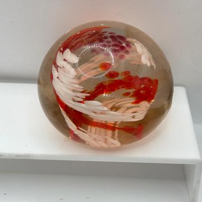 LOT 114K: Vintage Glass Paperweights