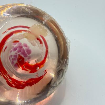 LOT 114K: Vintage Glass Paperweights