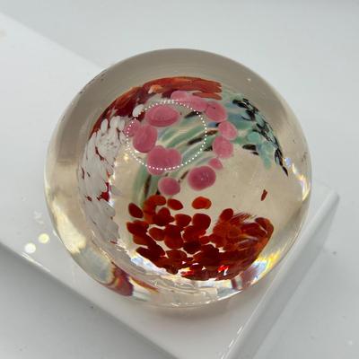 LOT 114K: Vintage Glass Paperweights