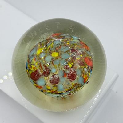 LOT 114K: Vintage Glass Paperweights
