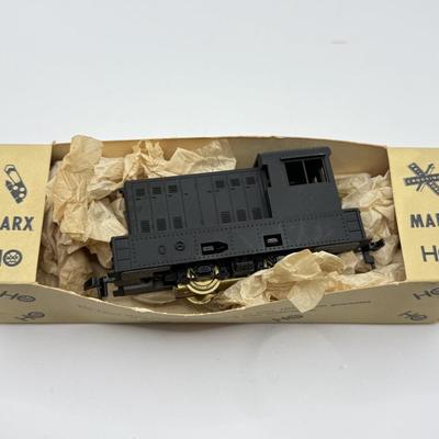LOT 117K: Vintage HO Scale Train Cars w/ Boxes: Revell Union Pacific Cattle Car T-4021:298 in Box, Tyco Diesel Alco Century 430...