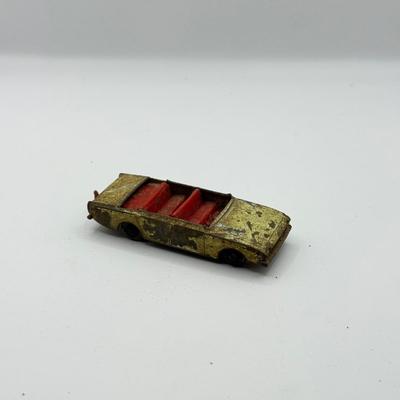 LOT 118K: Vintage Die Cast Metal Cars: 1964 Scammell No 16 Snow Pow, 1965 Lesney England Matchbox Series No 45 Ford Corsair & 1970 No...