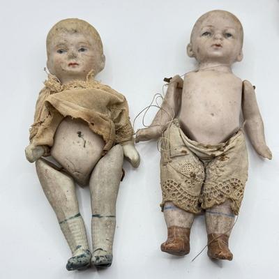 LOT 119K: Vintage Wind Up Tin Litho Toy & Ceramic Babies