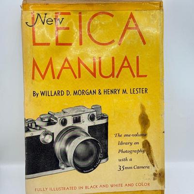 LOT 120L: Vintage Leica IIIc Camera w/ Box, Instructions & Manual