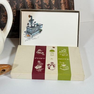 LOT 122L: Vintage Kitchen Collection: Tin Litho Dust Pan, 1960s Metal Recipe Box, Rooster Egg Plate & More