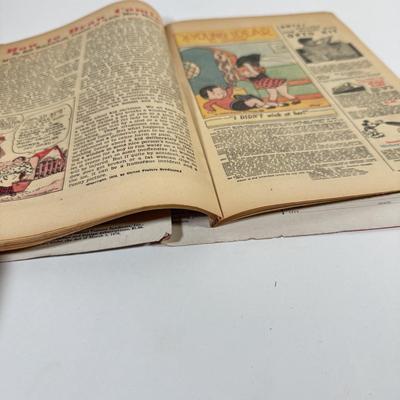 LOT 124L: 1936 Tip Top Comics No. 8, 1912 Philadelphia Historical Pageant Souvenir Book & The New Yorker 75th Anniversary Cartoon...