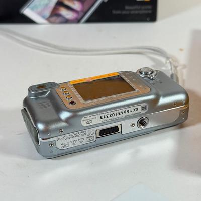 LOT 131K: Kodak Collection: NIB Photo Printer Dock PD450W, EasyShare LS753 Digital Camera & NIP Picture Card w Adaptor