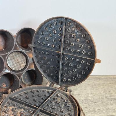 LOT 134L: Vintage Cast Iron Muffin Pan & Waffle Maker