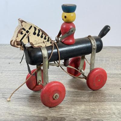LOT 136L: Vintage Wooden Pull Toys incl. Hustler Toy Corporation USA