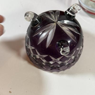 LOT 138L: Collection of Glass Vases & More