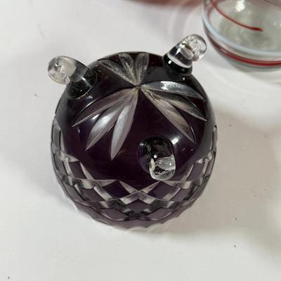 LOT 138L: Collection of Glass Vases & More