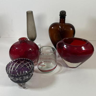 LOT 138L: Collection of Glass Vases & More