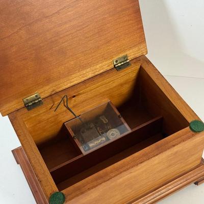 LOT 139L: Cornwall Wood Products Duck Head Wall Decor, Hand Made Wood Music Box & Raw Wood Clock