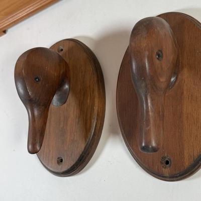 LOT 139L: Cornwall Wood Products Duck Head Wall Decor, Hand Made Wood Music Box & Raw Wood Clock