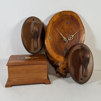 LOT 139L: Cornwall Wood Products Duck Head Wall Decor, Hand Made Wood Music Box & Raw Wood Clock