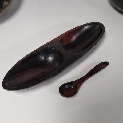 LOT 141P: Large Lot of Wooden Bowls for Entertaining, Mahogany, Teak, Nutcracker Bowl & More