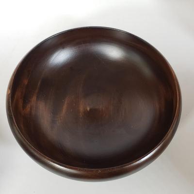 LOT 141P: Large Lot of Wooden Bowls for Entertaining, Mahogany, Teak, Nutcracker Bowl & More