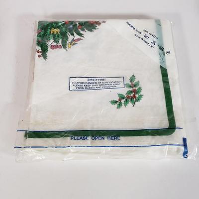 LOT 147L: Vintage Christmas Tableware; Spode & Waechtersbach