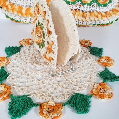 LOT 148L: Vintage Crocheted Trivets, Pot Holders, Doilies Tableware Set Hand Made