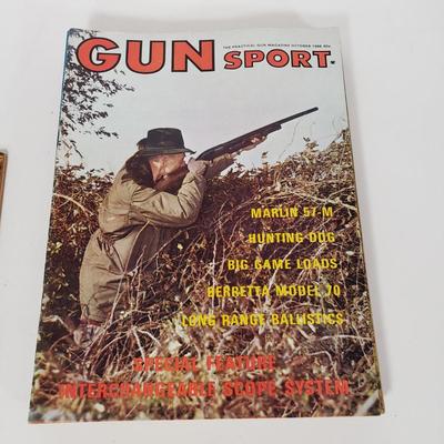 LOT 150L: Vintage Toy Guns & Accessories with 1960s Gun Sport Magazines